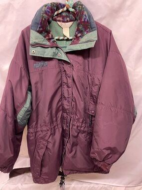Vintage women’s Large Columbia Purple Ski Jacket with Mint Accents